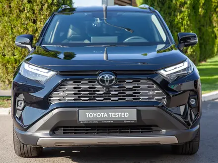 Toyota RAV4 Luxe+ 2023 года за 18 490 000 тг. в Алматы – фото 6