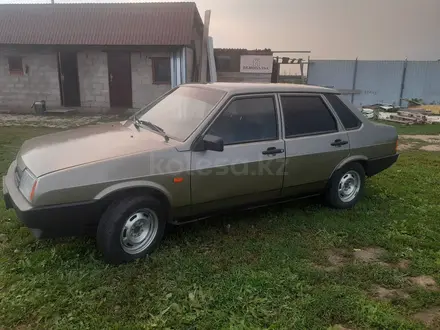 ВАЗ (Lada) 21099 2002 года за 850 000 тг. в Усть-Каменогорск – фото 2