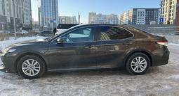 Toyota Camry 2019 года за 13 300 000 тг. в Астана – фото 3