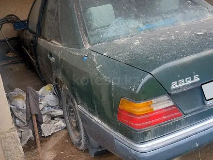 Mercedes-Benz E 230 1991 года за 700 000 тг. в Алматы – фото 13