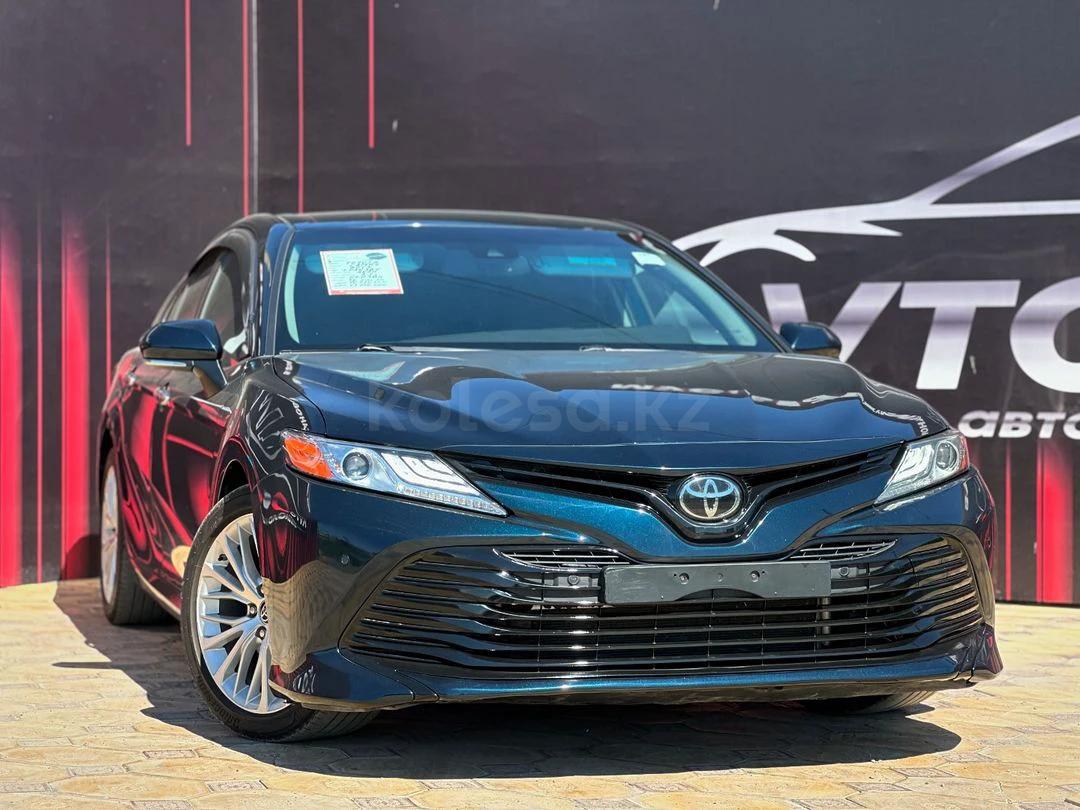 Toyota Camry 2018 г.