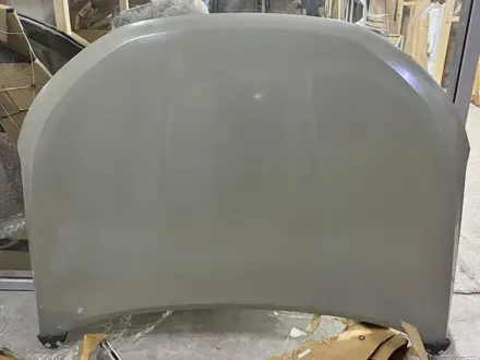 Капот за 180 000 тг. в Алматы