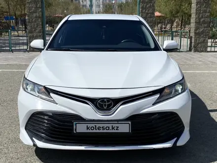 Toyota Camry 2020 года за 11 300 000 тг. в Актау – фото 4