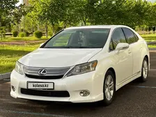 Lexus hs-250h, 2010