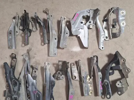 Петли дверей Капота за 5 000 тг. в Алматы – фото 2