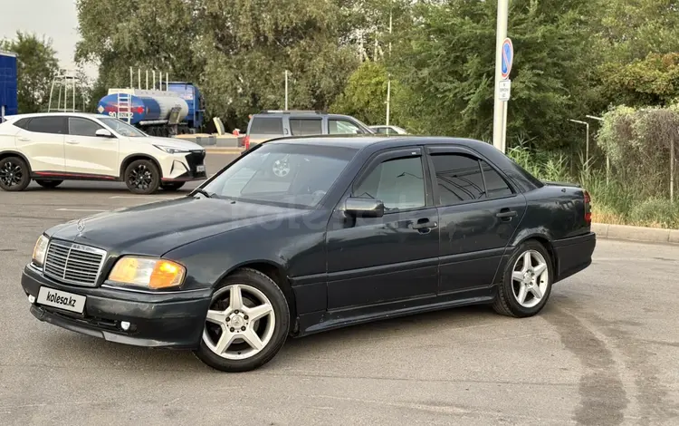 Mercedes-Benz C 220 1996 года за 1 800 000 тг. в Алматы