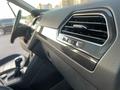 Volkswagen Tiguan 2018 года за 13 500 000 тг. в Астана – фото 79