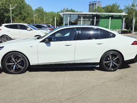 BMW 530 2025 года за 44 000 000 тг. в Астана – фото 3