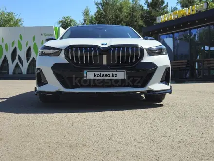 BMW 530 2025 года за 44 000 000 тг. в Астана – фото 7