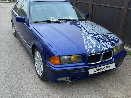 BMW 323 1992 года за 1 200 000 тг. в Алматы