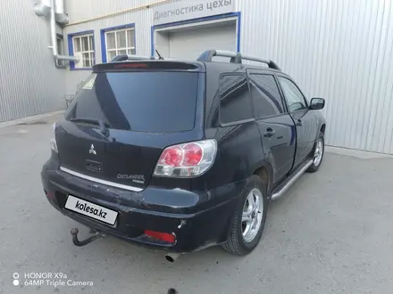 Mitsubishi Outlander 2003 года за 3 500 000 тг. в Актобе – фото 3