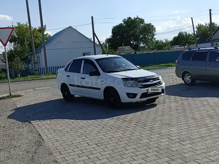 ВАЗ (Lada) Granta 2190 2013 года за 2 500 000 тг. в Уральск – фото 2