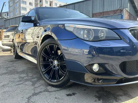 BMW 530 2006 года за 7 000 000 тг. в Алматы – фото 14