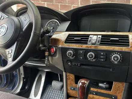 BMW 530 2006 года за 7 000 000 тг. в Алматы – фото 20