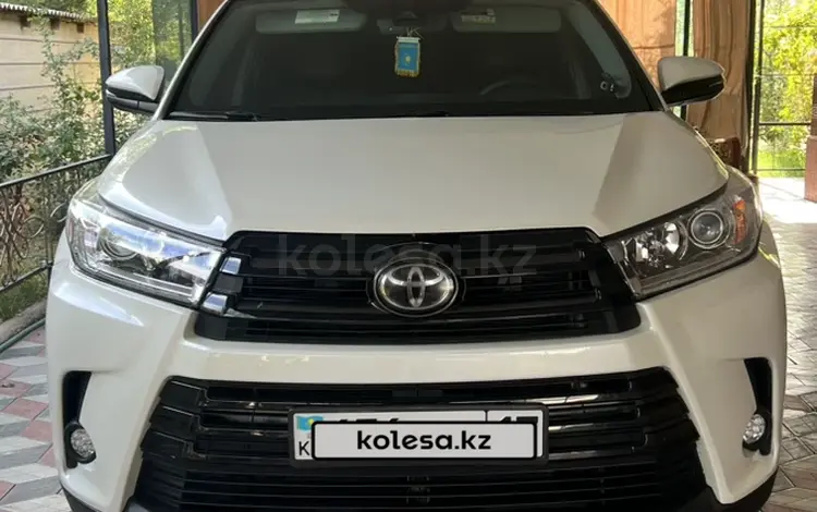 Toyota Highlander 2018 года за 19 500 000 тг. в Шымкент