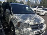 Dodge Caravan 2011 года за 2 500 000 тг. в Астана