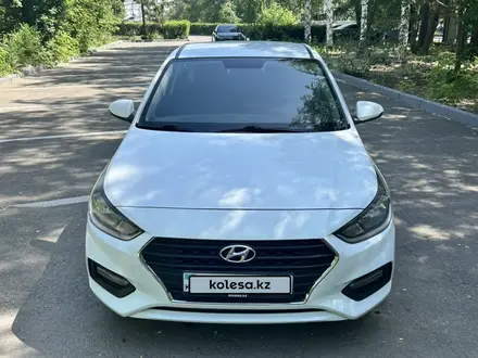 Hyundai Accent 2017 года за 6 450 000 тг. в Усть-Каменогорск