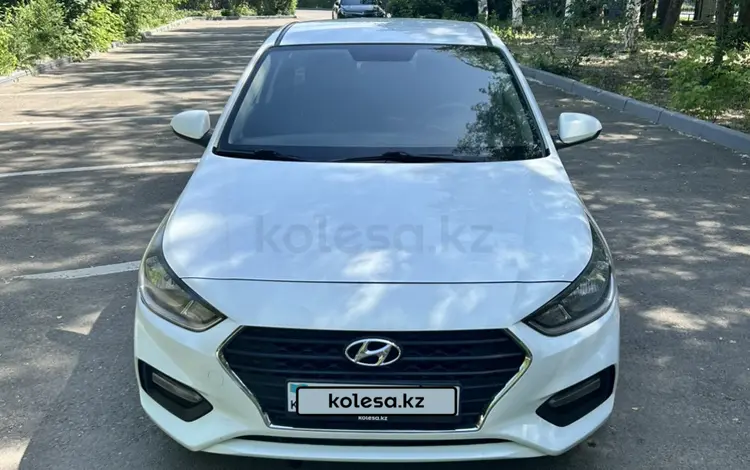 Hyundai Accent 2017 года за 6 450 000 тг. в Усть-Каменогорск