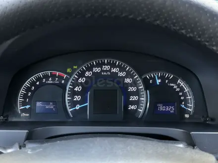 Toyota Camry 2013 года за 8 900 000 тг. в Актобе – фото 23