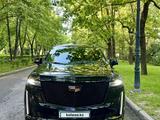 Cadillac Escalade 2022 годаfor62 000 000 тг. в Алматы
