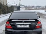 Toyota Camry 2002 годаүшін5 100 000 тг. в Алматы – фото 5