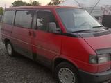 Volkswagen Multivan 1993 года за 3 500 000 тг. в Караганда – фото 2