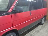 Volkswagen Multivan 1993 года за 3 500 000 тг. в Караганда – фото 3