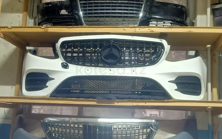 Передний бампер Mercedes w213 AMG за 450 000 тг. в Алматы