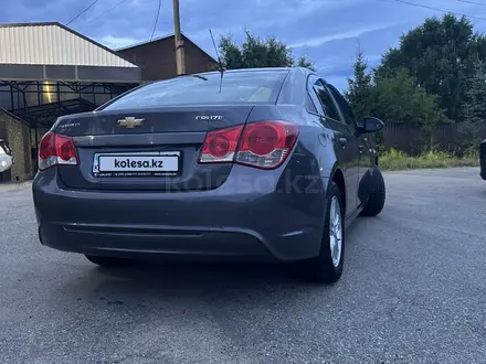 Chevrolet Cruze 2013 года за 5 000 000 тг. в Риддер – фото 4