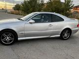 Mercedes-Benz CLK 320 2002 годаүшін1 850 000 тг. в Караганда – фото 5