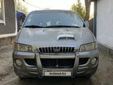 Hyundai Starex 2003 годаүшін3 000 000 тг. в Алматы