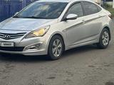 Hyundai Solaris 2015 года за 5 100 000 тг. в Петропавловск – фото 2