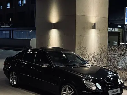 Mercedes-Benz E 350 2006 года за 5 500 000 тг. в Астана – фото 2