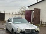 Mercedes-Benz E 280 1996 года за 1 600 000 тг. в Шу – фото 4