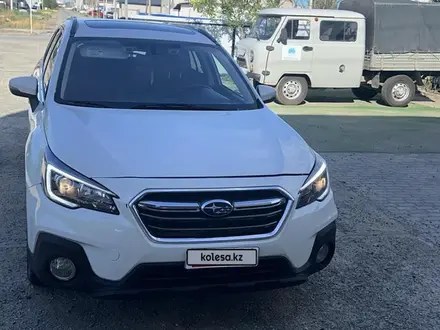 Subaru Outback 2017 года за 9 000 000 тг. в Атырау – фото 2