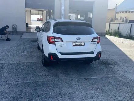 Subaru Outback 2017 года за 9 000 000 тг. в Атырау – фото 6