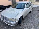 Mercedes-Benz C 180 1994 годаүшін650 000 тг. в Талдыкорган – фото 2