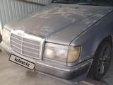 Mercedes-Benz E 230 1990 годаfor1 300 000 тг. в Алматы