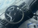 Hyundai Accent 2013 года за 2 502 222 тг. в Актобе – фото 2