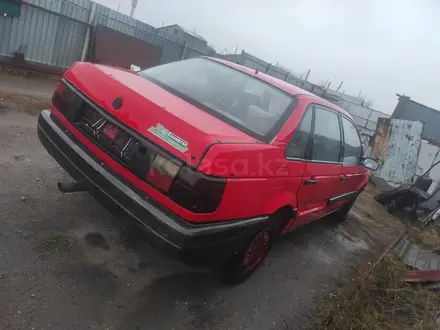 Volkswagen Passat 1988 года за 820 000 тг. в Караганда – фото 2