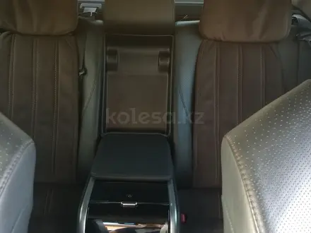 Toyota Camry 2019 года за 13 600 000 тг. в Атырау – фото 8