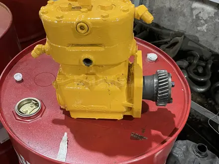 Компрессор на двигатель Caterpillar 3406 за 150 000 тг. в Шымкент