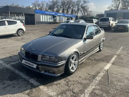 BMW 318 1996 года за 1 600 000 тг. в Алматы – фото 12