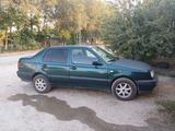 Volkswagen Vento 1995 года за 1 000 000 тг. в Туркестан – фото 3
