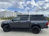 Toyota Hilux 2022 годаүшін27 000 000 тг. в Актау