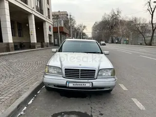 Mercedes-Benz C 280