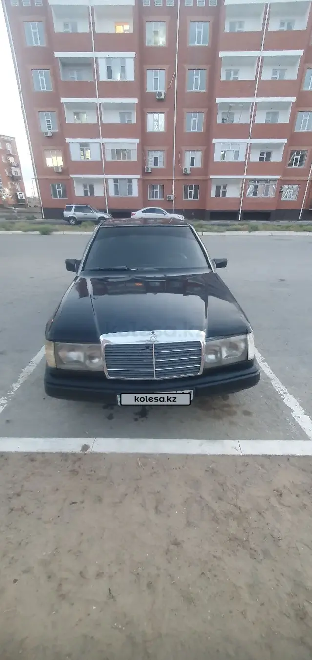 Mercedes-Benz E-Class, 1990