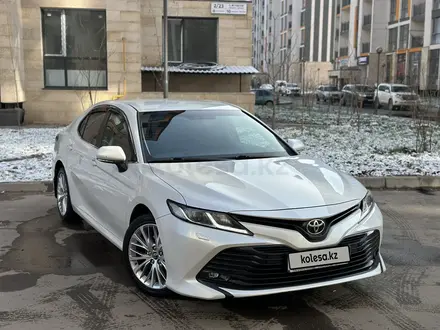 Toyota Camry 2018 года за 12 555 555 тг. в Алматы – фото 10