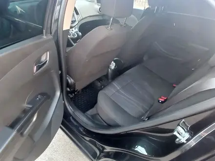 Chevrolet Aveo 2013 года за 2 500 000 тг. в Астана – фото 13