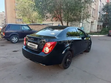 Chevrolet Aveo 2013 года за 2 500 000 тг. в Астана – фото 5